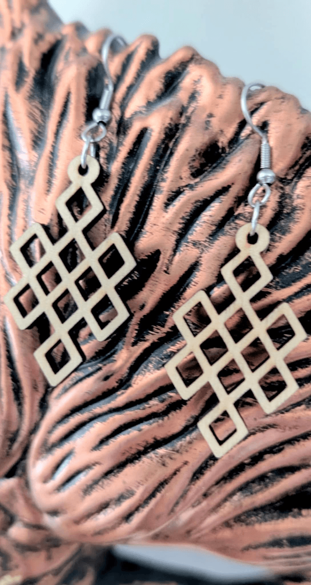 Boucles d'oreilles nœud sans fin 